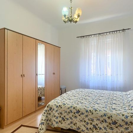 Aida Pula Apartment Eksteriør billede