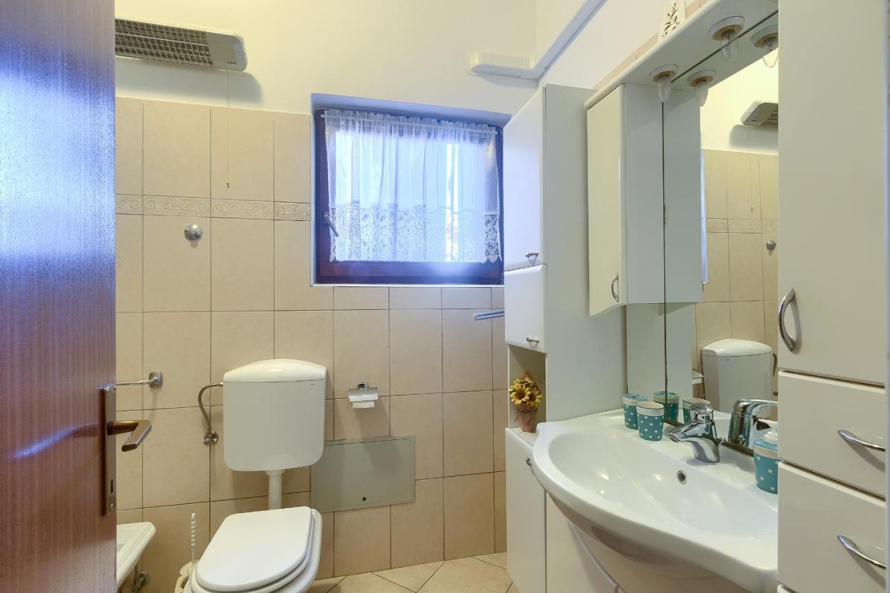 Aida Pula Apartment Eksteriør billede